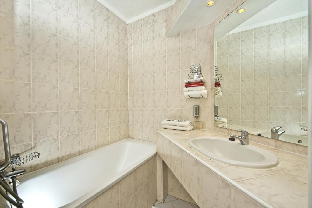 Hotel Sorea Uran Татранска Ломница Экстерьер фото